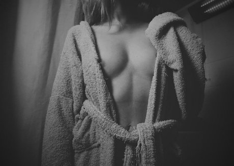 deniedlilly perfect pornstar pictures