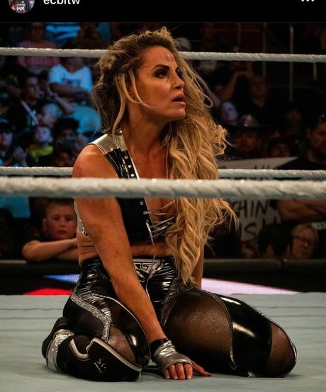 Trish Stratus perfect actress galleries