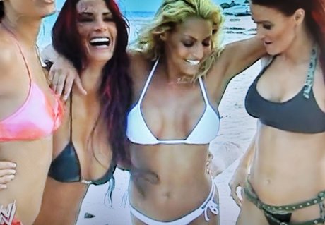 Trish Stratus star naked photo