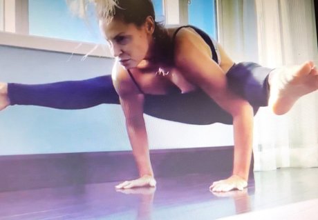 strip nude onlyfans sex pic