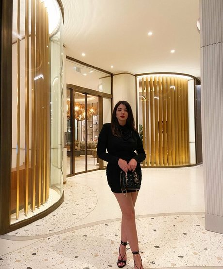 Anna Rebellato star nice pics