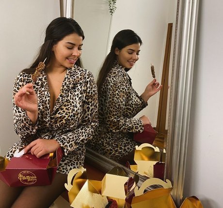 Anna Rebellato model adult photos