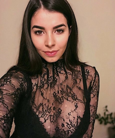 Anna Rebellato perfect pornstar photos