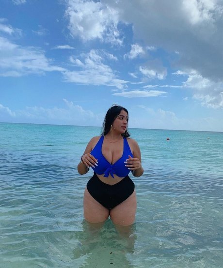 baelib best actress photos