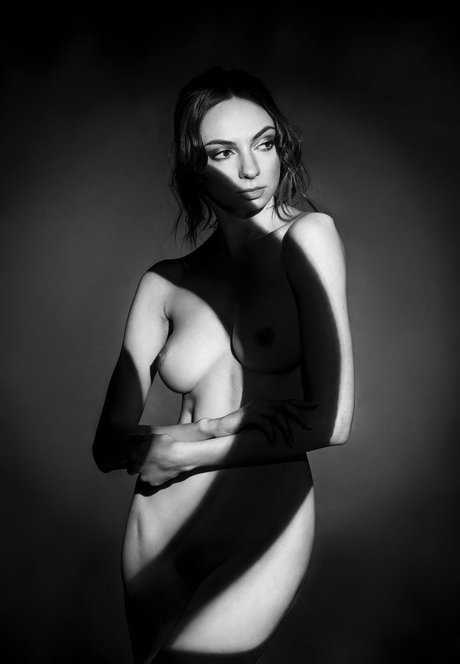 Margo Amp model nude image