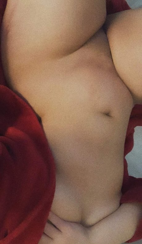 Halola exclusive pornstar pic