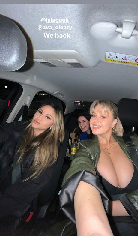 brunette milf onlyfans art porn galleries