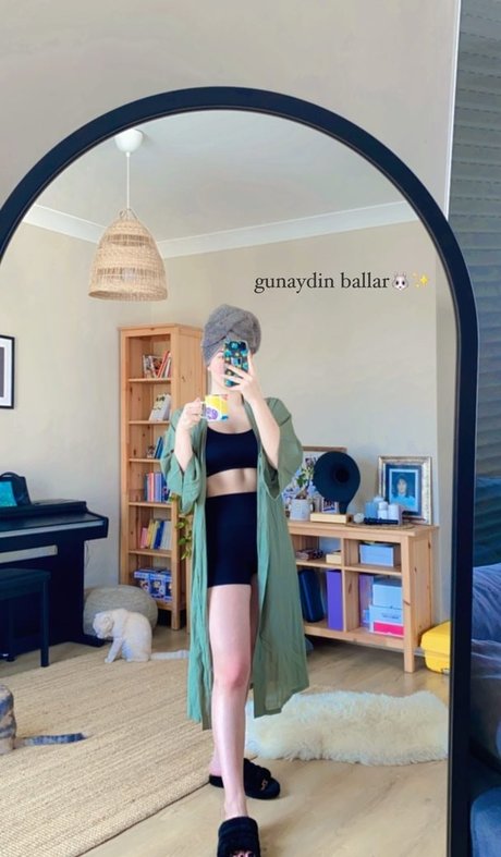 miafitz best star pic