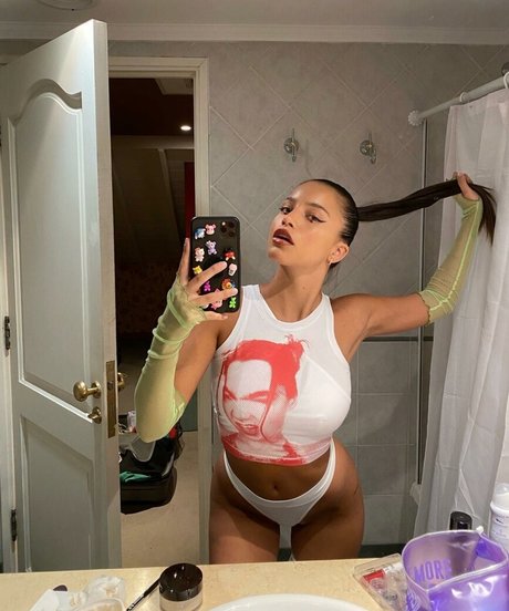 Emilia Mernes erotic actress gallery