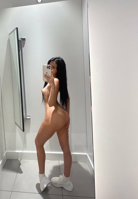 shefoekeeps nudes star pics