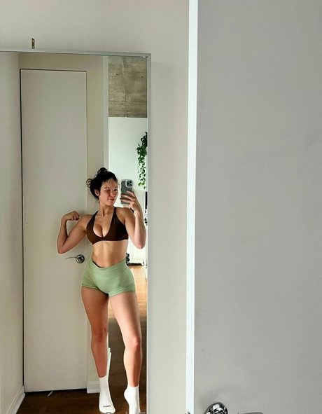 Victoria Lynn Myers free actress photo