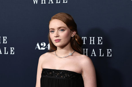 Sadie Sink pretty model galleries