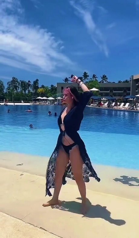 Julia K Barni nude pornstar pic