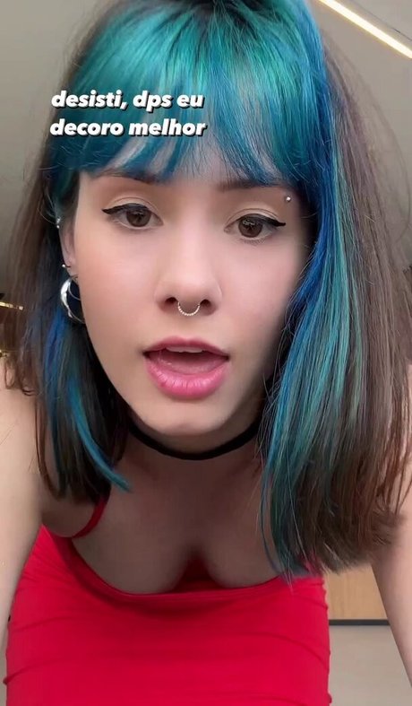 Julia K Barni art model pics