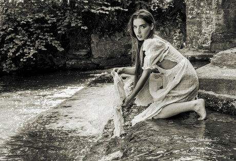 Lily Gilbert adult model image