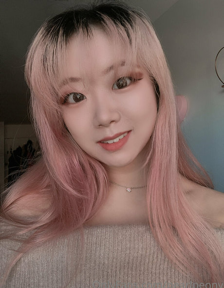 pearlpeony Profile pic