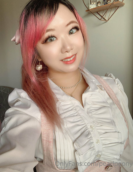 pearlpeony pornstar erotic pictures