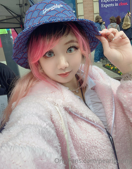 pearlpeony model porn pics