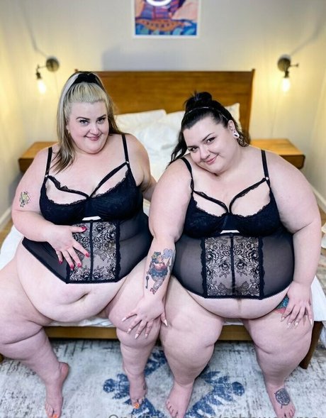 ssbbwemma erotic model galleries