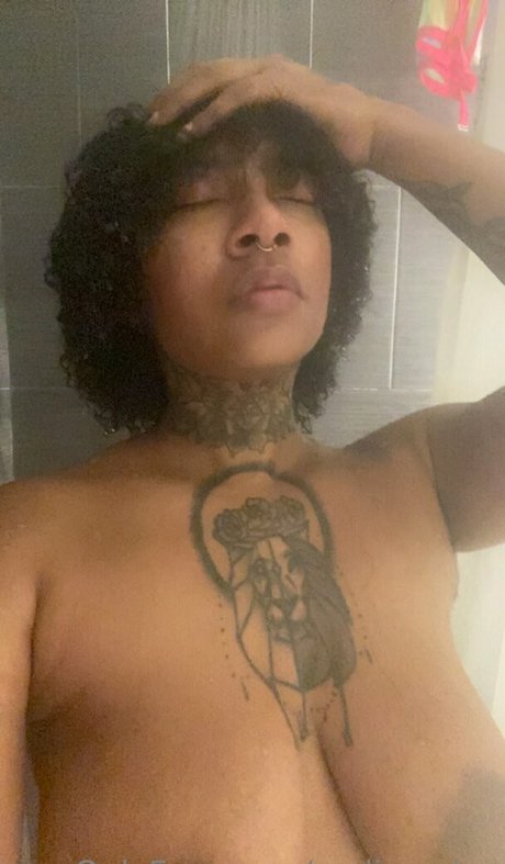 malicemiya model perfect pictures