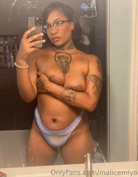 malicemiya sex model galleries