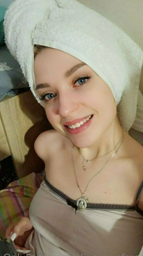 aliyarowefree model sex images