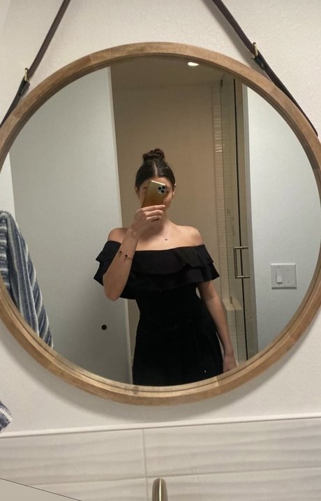 Kira Kosarin free star galleries