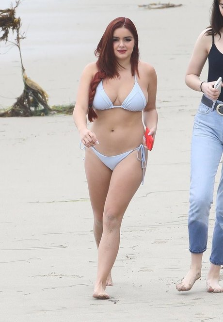 Ariel Winter high quality actress img