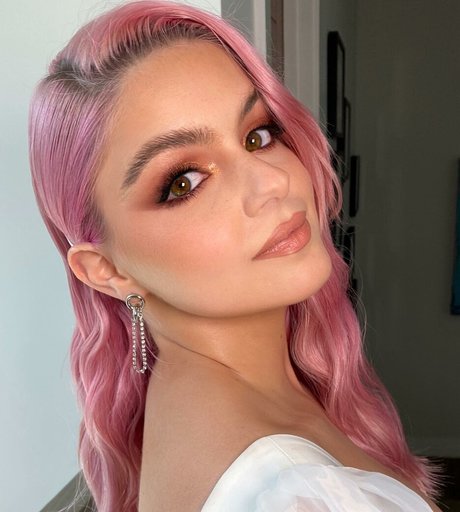 Ariel Winter nude star pic