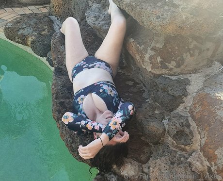 hidden__vixen model porn archive