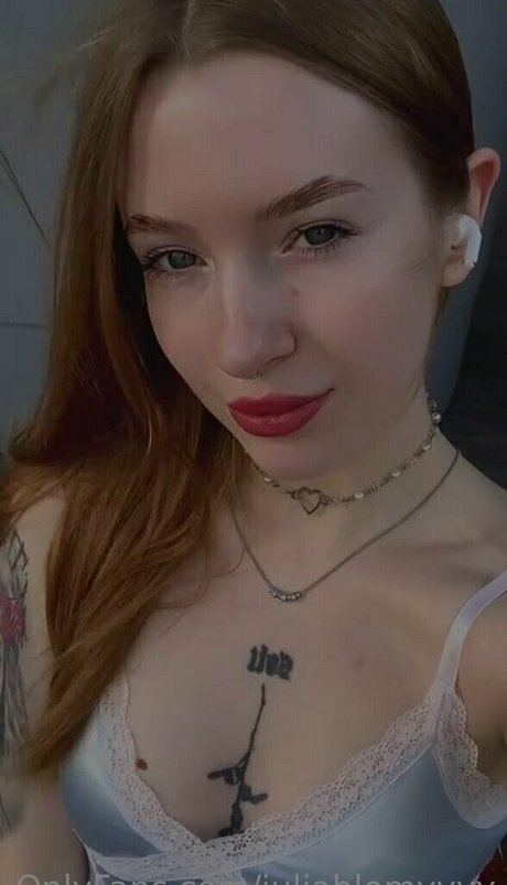 juliablomyyyy star photos