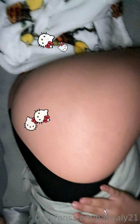 babyaly21 model pornographic images