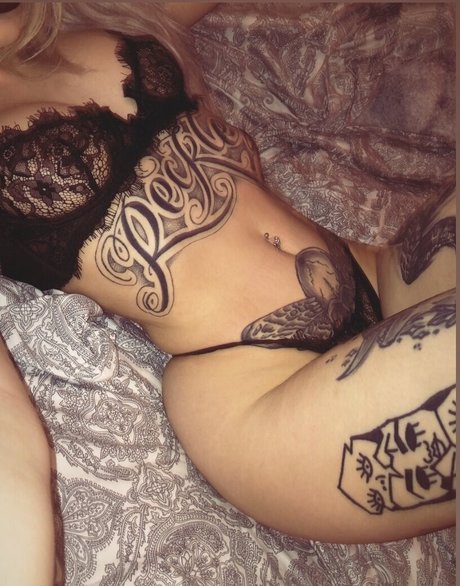 lips onlyfans beautiful naked picture