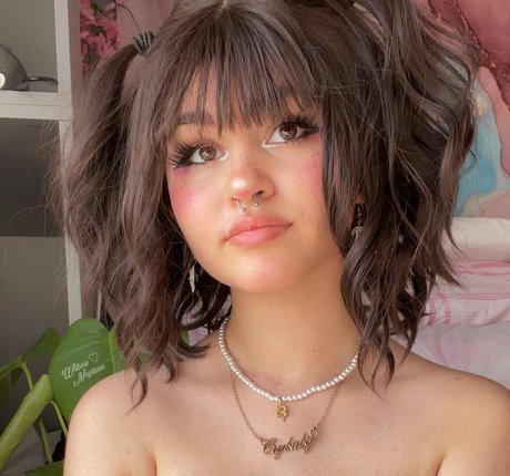 willowsdreaming model hd pics