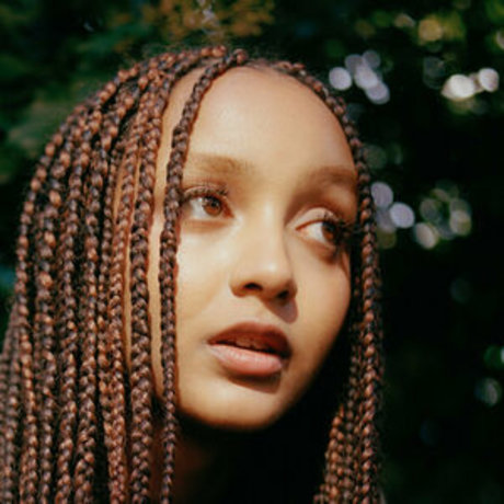 PinkPantheress pornstar gallery