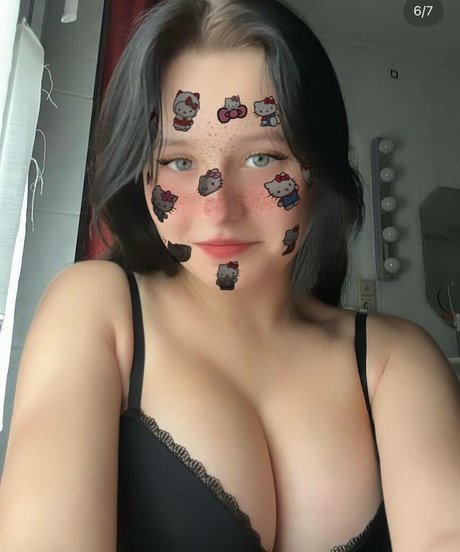 Jouerdis star sexy photos