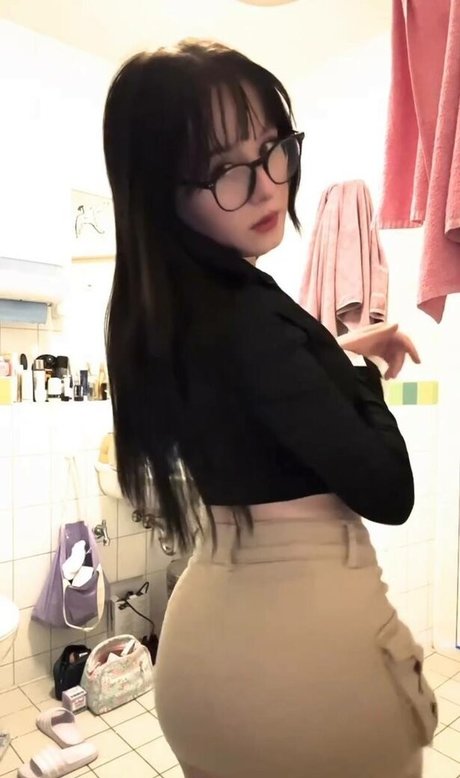 Jouerdis pornstar images