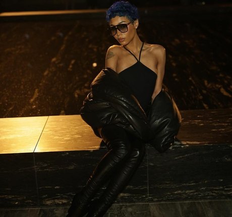 female muscle onlyfans hot naked picture