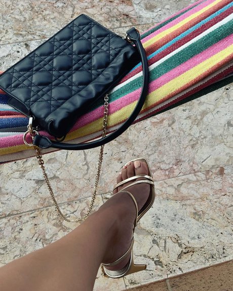 LilyMayMac sexy model photos