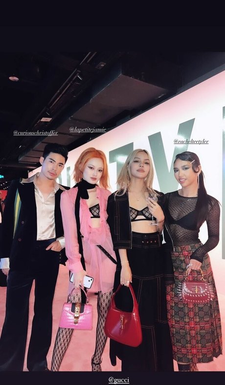 LilyMayMac model art pictures