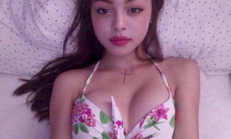 LilyMayMac nice pornstar pics