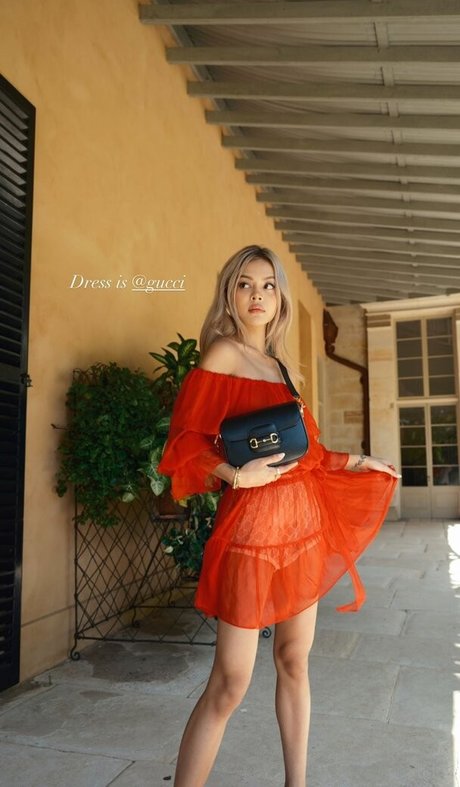 LilyMayMac star top img