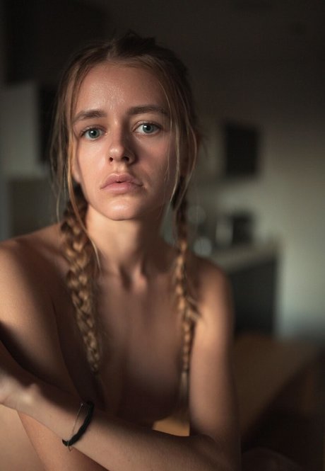 Yana Wex art actress pictures