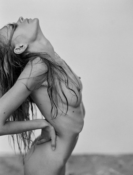 Yana Wex art pornstar img