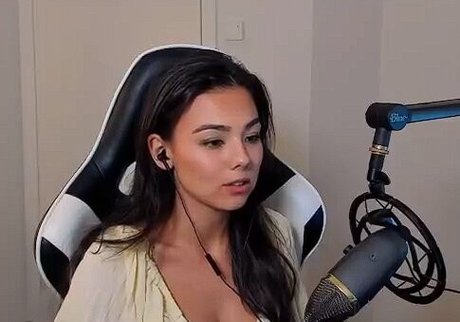 MichelleR sexy actress images