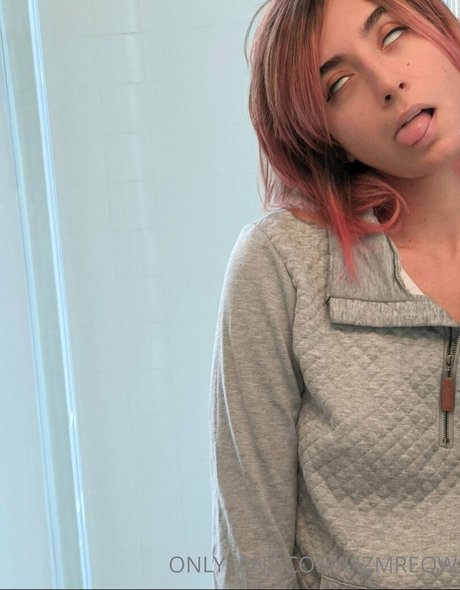 Lizmreow pornstar xxx photos