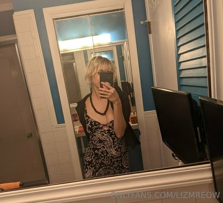 Lizmreow sex star pictures