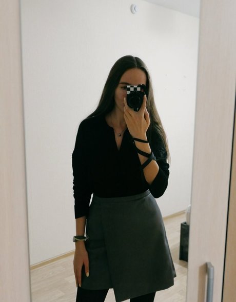 game of self top actress pic