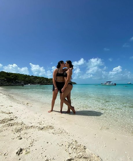 Sonya Deville pornographic actress pic