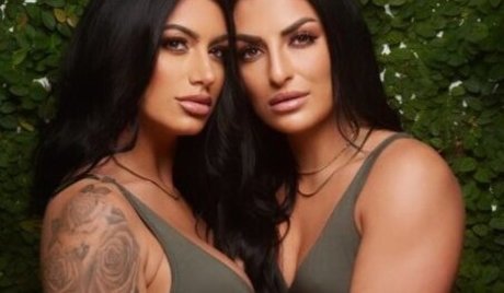 Sonya Deville exclusive model pic